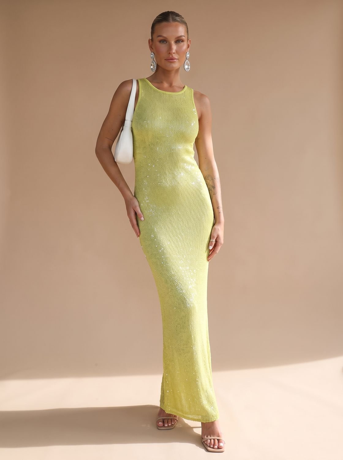 Maxi Dress Women with Fitted Silhouette and Scoop Neck - Perfect for Summer - 6 - Stylewhipped