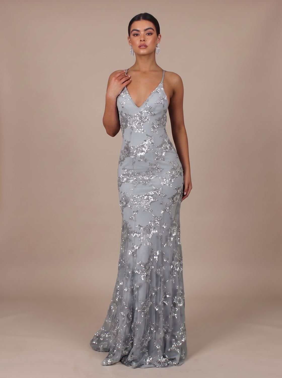Evening Dress Women's Fitted Silhouette with V-Neckline and Strappy Back - 2 - Stylewhipped