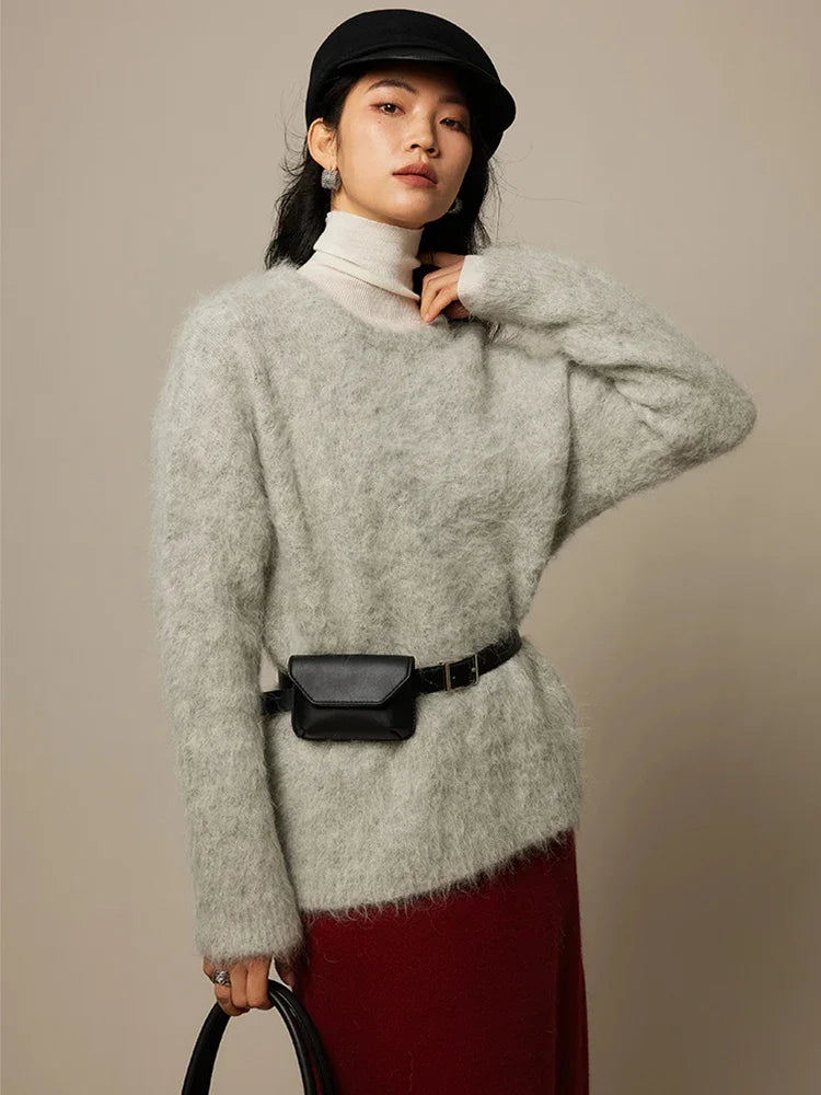 Casual Women's Pullover with Round Neckline and Relaxed Fit - 3 - Stylewhipped