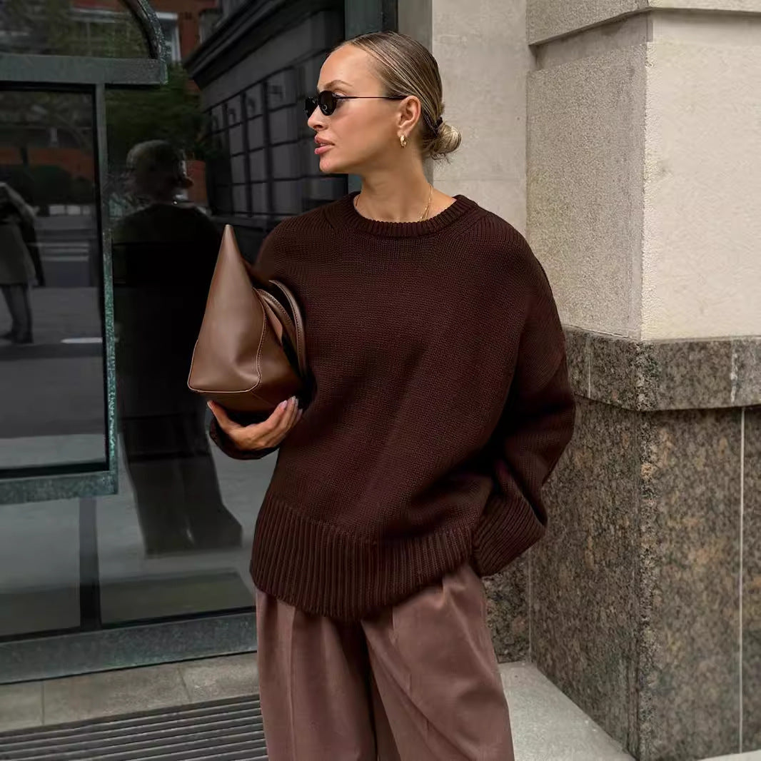 Oversized Women's Pullover with Ribbed Hem and Long Sleeves - 2 - Stylewhipped