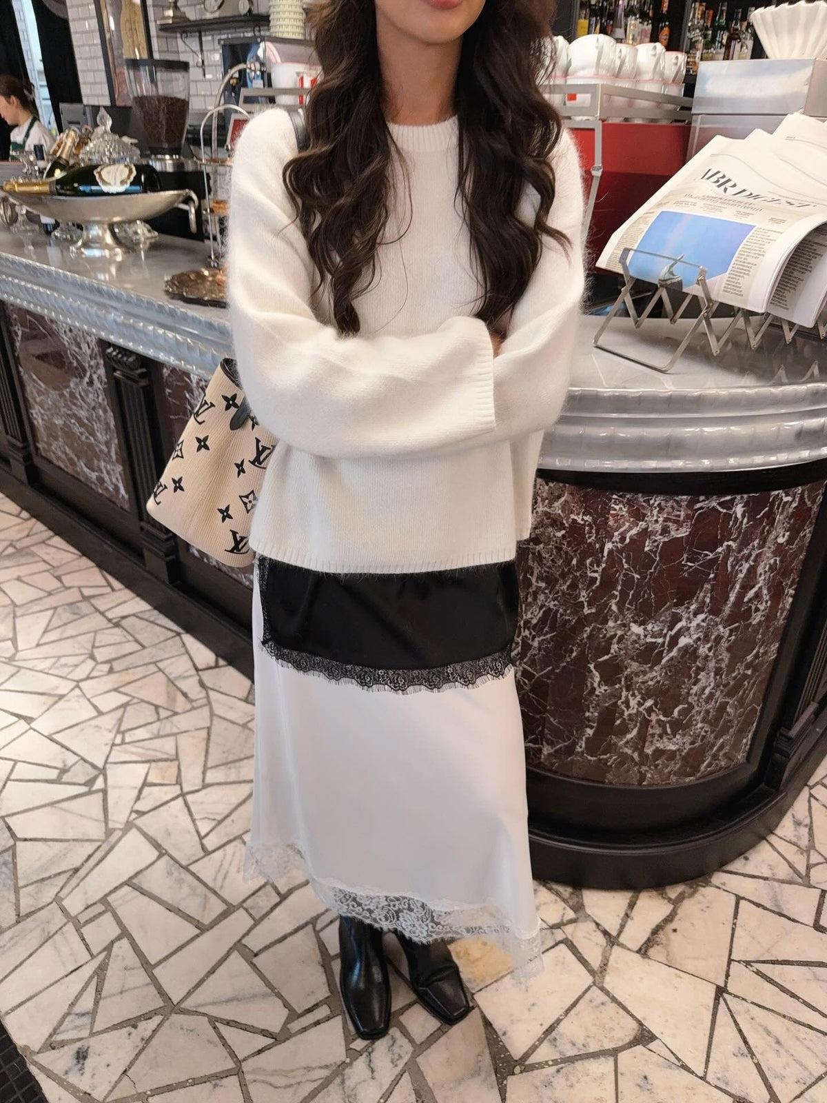 Women's Pullover Sweater with Round Neck and Long Sleeves - 11 - Stylewhipped