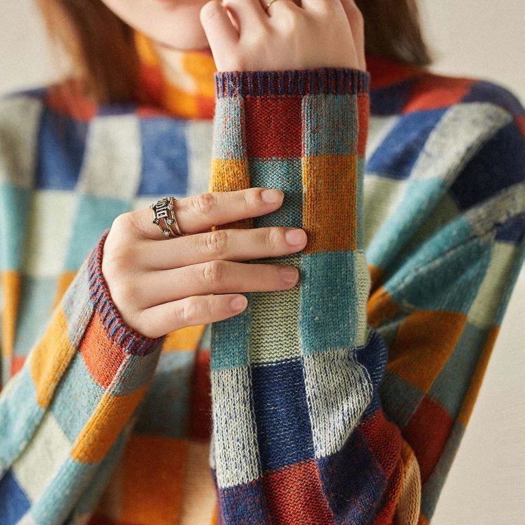 Colourful Check Pattern Women's Pullover with High Collar - 7 - Stylewhipped