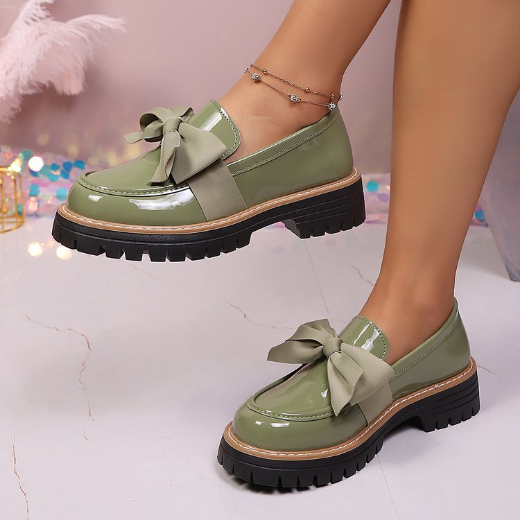 Loafers Women with Chunky Sole and Bow Detail - 3 - Stylewhipped