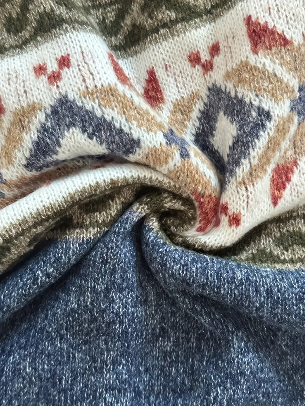Cardigan Women’s Relaxed Fit with Button Front and Patterned Design - 4 - Stylewhipped