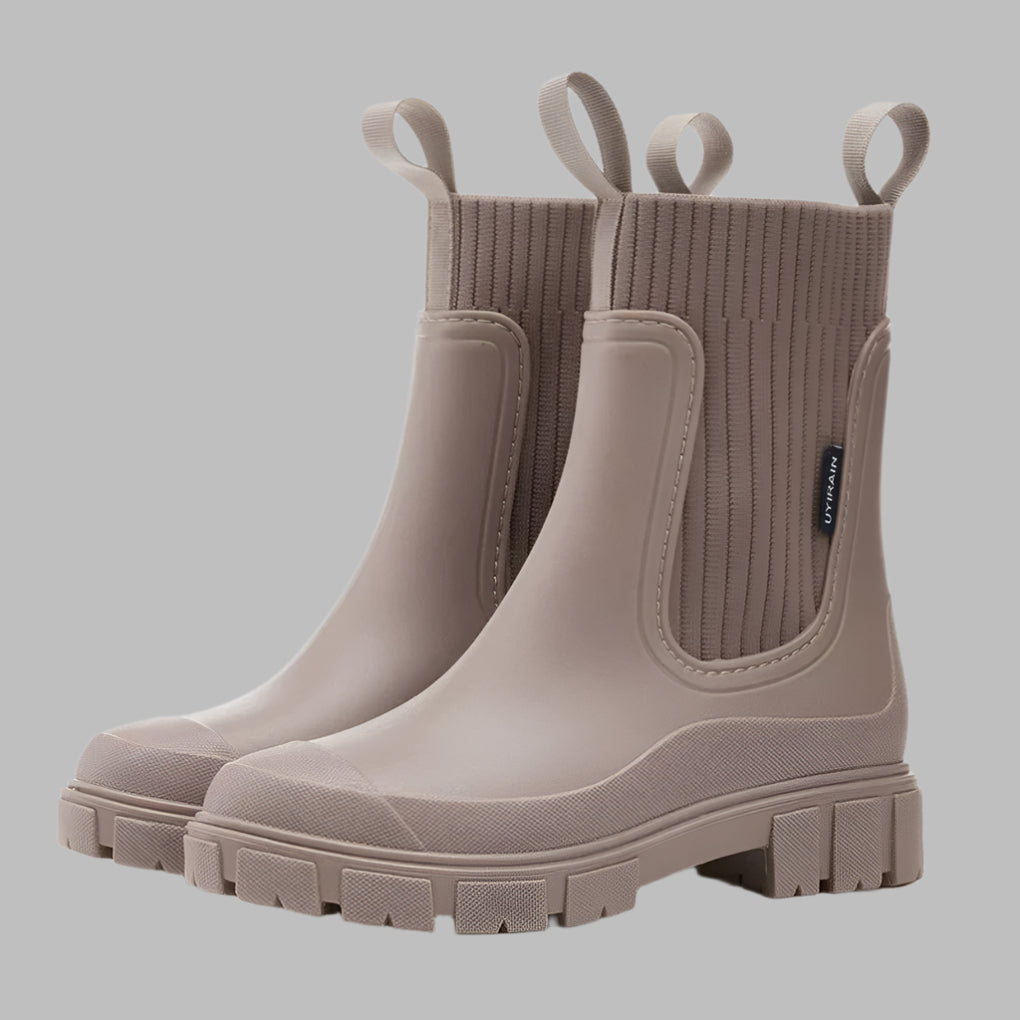 Women's Chelsea Boots with Stretch Panels and Chunky Sole - 1 - Stylewhipped