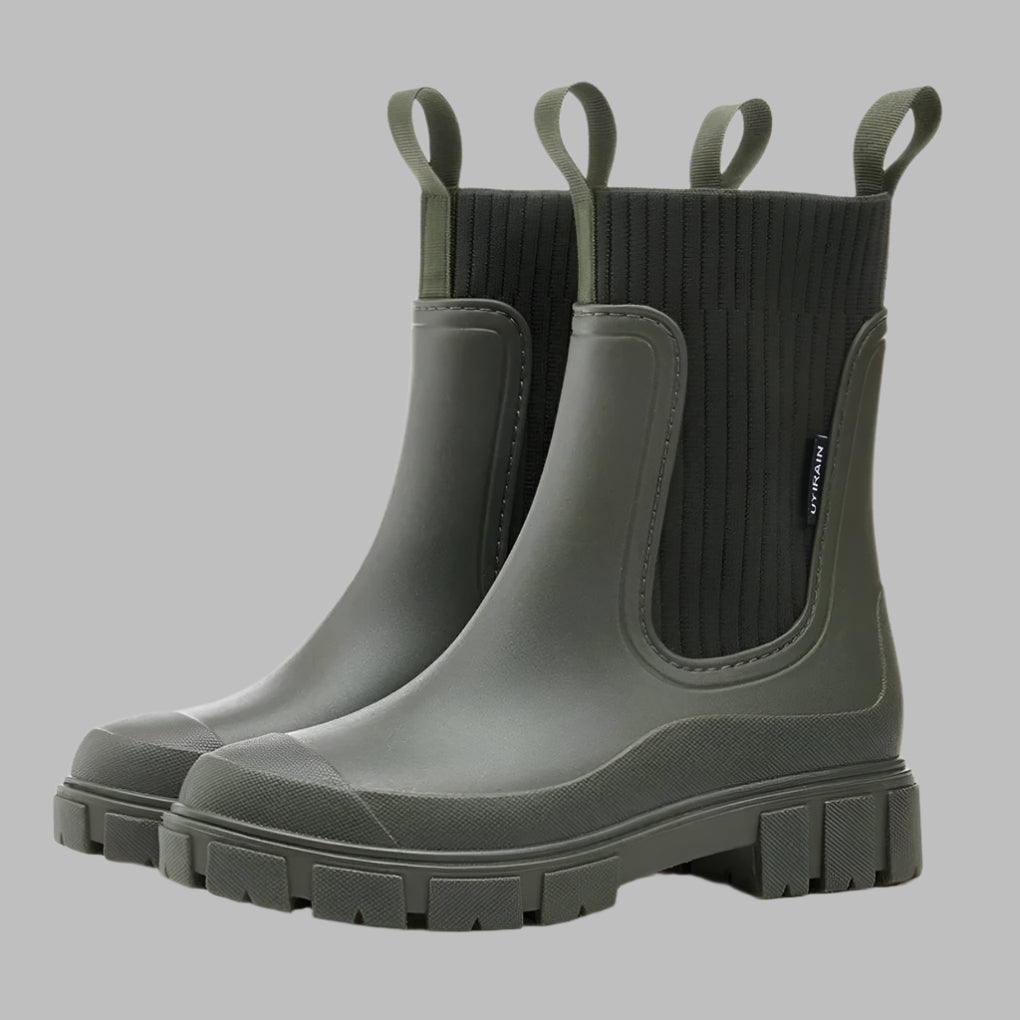 Women's Chelsea Boots with Stretch Panels and Chunky Sole - 4 - Stylewhipped