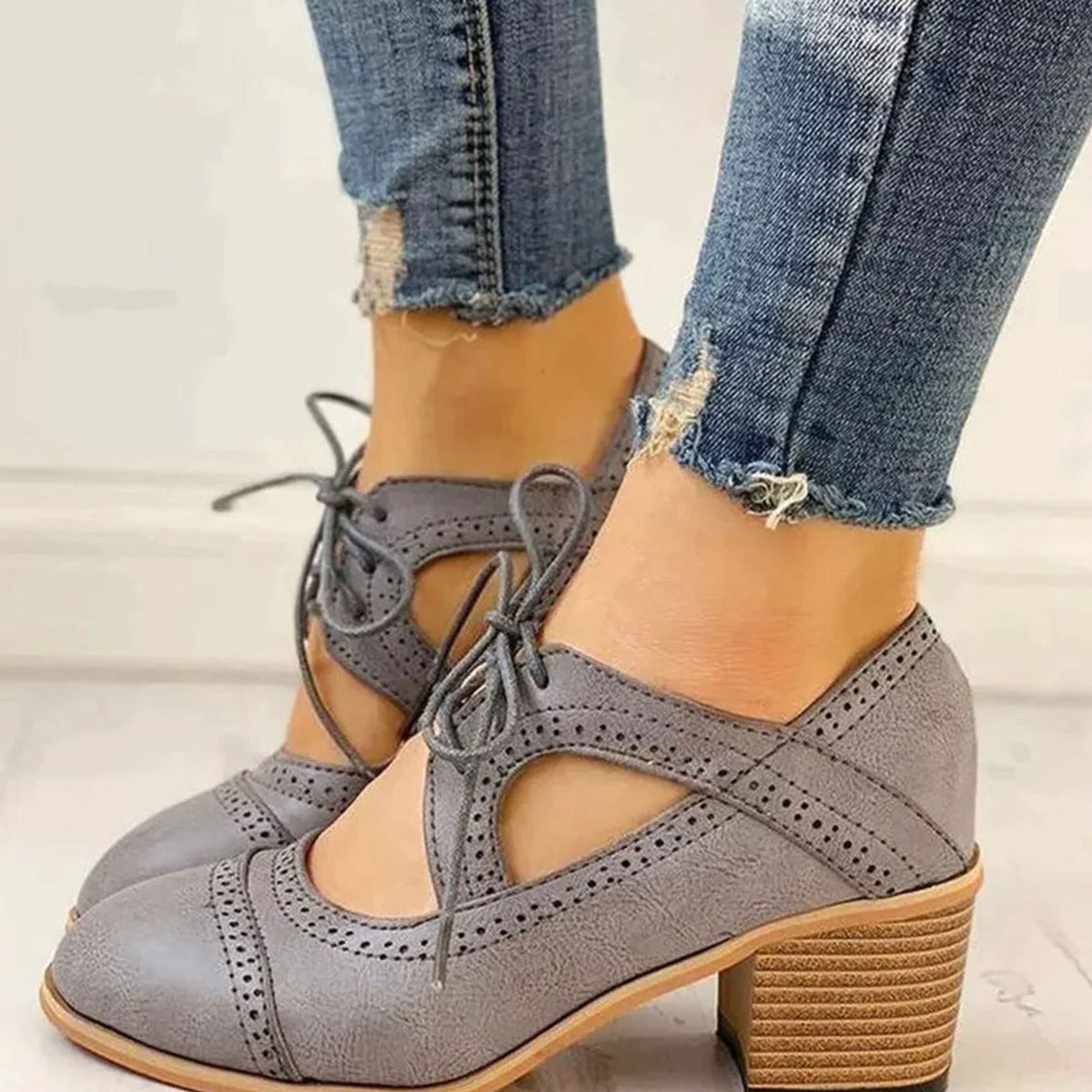 Women's Block Heels with Brogue Detailing and Lacing - 1 - Stylewhipped