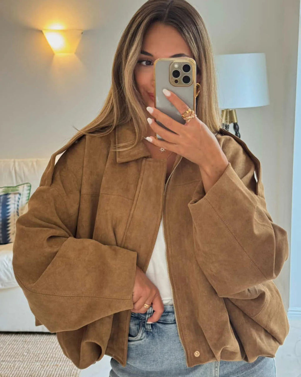 Oversized Women's Jacket with Structured Collar and Cropped Fit - 13 - Stylewhipped